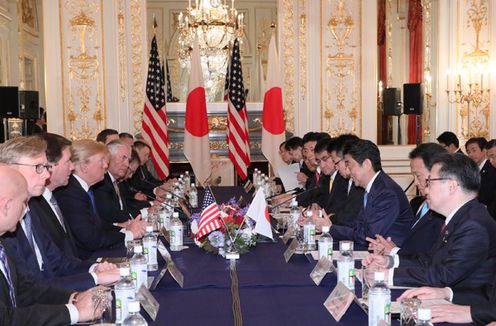 Photograph of the Japan-U.S. Summit Meeting (1)