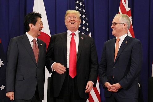 Photograph of the Japan-U.S.-Australia Summit Meeting (2)