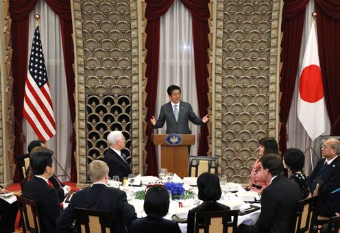 Photograph of the Prime Minister delivering an address at the dinner banquet (1)