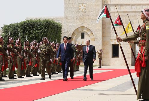 Photograph of the Prime Minister attending the welcome event