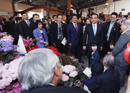 Photograph of the leaders visiting Eniwa City