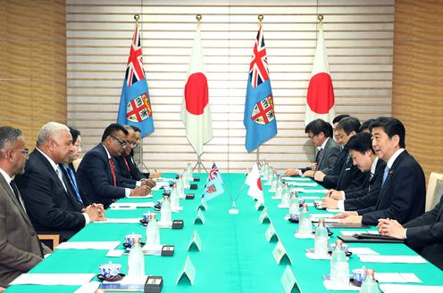 Photograph of the Japan-Fiji Summit Meeting