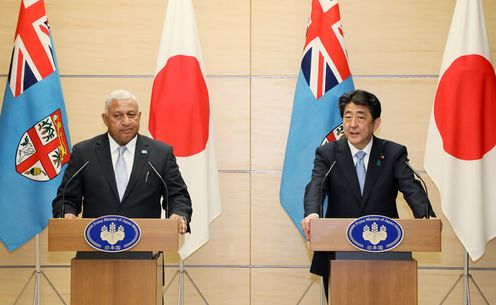 Photograph of the joint press announcement