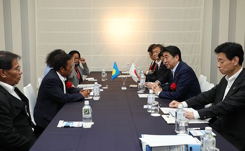 Photograph of the Japan-Palau Summit Meeting