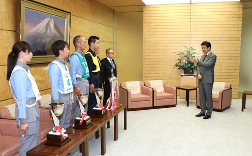 Photograph of the Prime Minister receiving the courtesy call