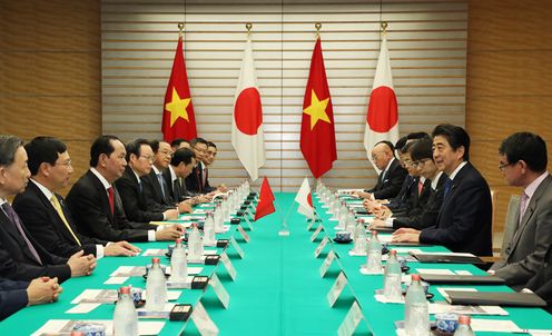 Photograph of the Japan-Viet Nam Summit Meeting