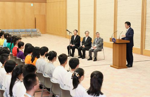 Photograph of the Prime Minister delivering an address