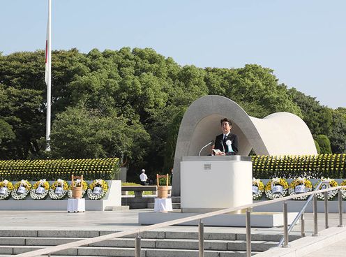 Photograph of the Prime Minister delivering an address