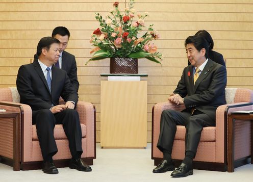 Photograph of the Prime Minister receiving the courtesy call