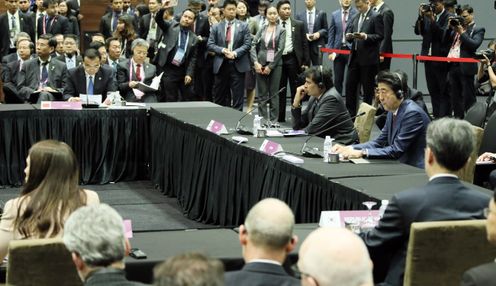 Photograph of the Prime Minister making a statement at the RCEP Summit