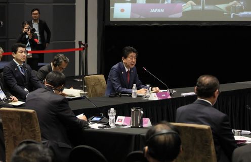 Photograph of the Prime Minister making a statement at the Japan-ASEAN Summit Meeting