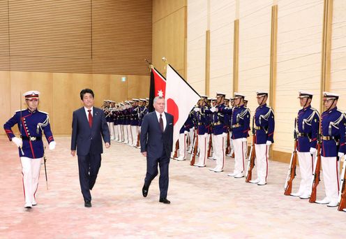 Photograph of the salute and the guard of honor ceremony