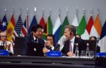Photograph of the Prime Minister attending the closing session with the President of Argentina (G20 Argentina)