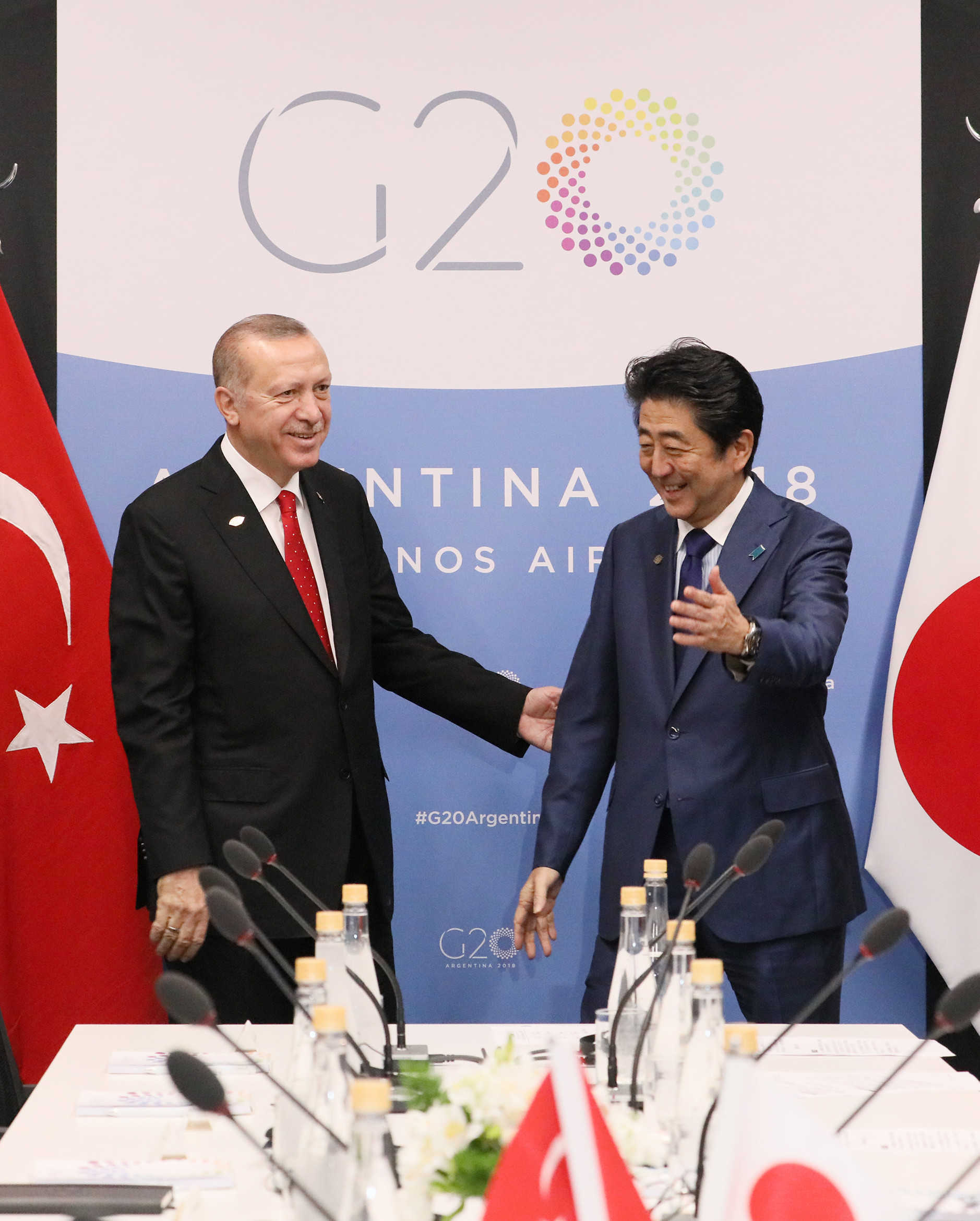 Photograph of the Japan-Turkey Summit Meeting (1)