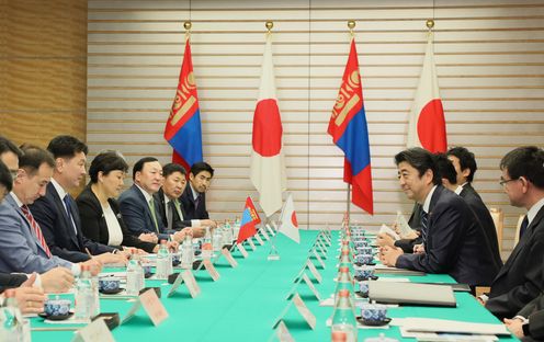 Photograph of the Japan-Mongolia Summit Meeting