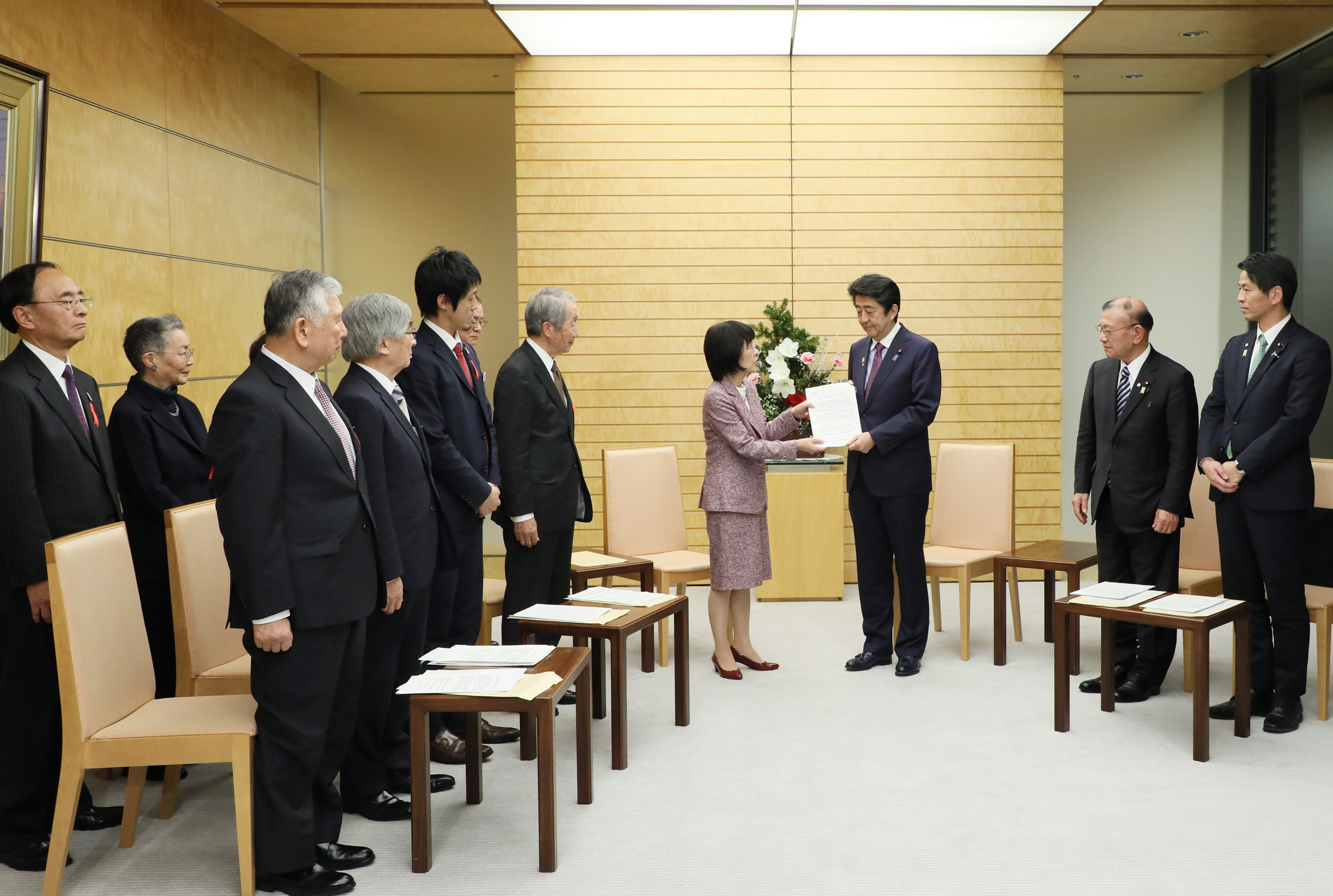 Photograph of the Prime Minister receiving the request