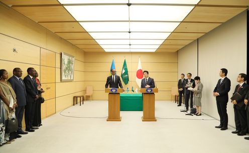 Photograph of the joint press announcement