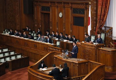 Photograph of the Prime Minister delivering a policy speech during the plenary session of the House of Councillors