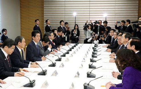 Photograph of the Prime Minister attending the meeting