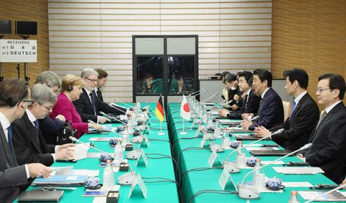 Photograph of the Japan-Germany Summit Meeting