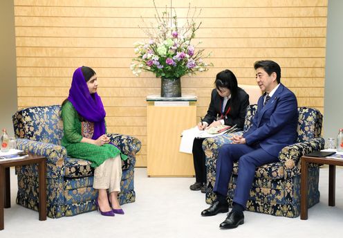 Photograph of the Prime Minister receiving the courtesy call