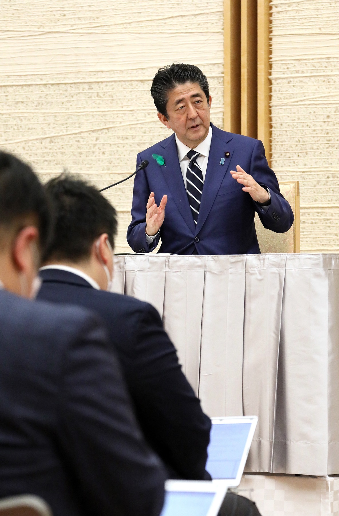 Photograph of the Prime Minister holding the press conference (23)