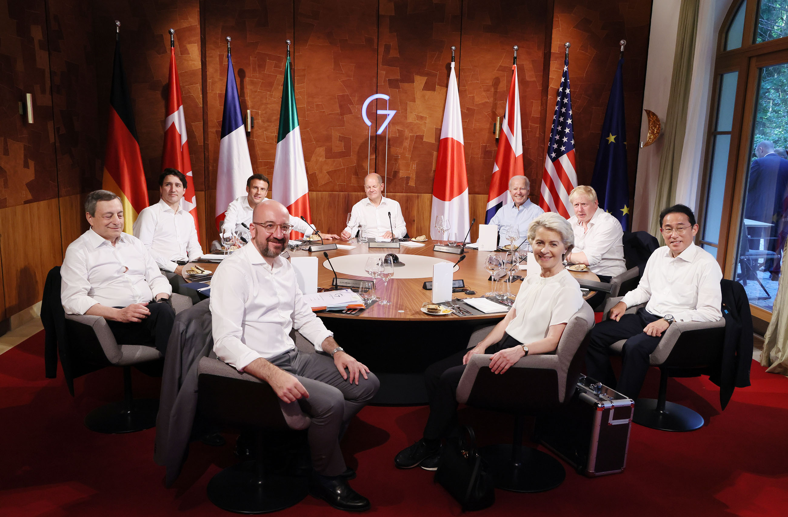 Photograph of a working dinner on diplomacy and security