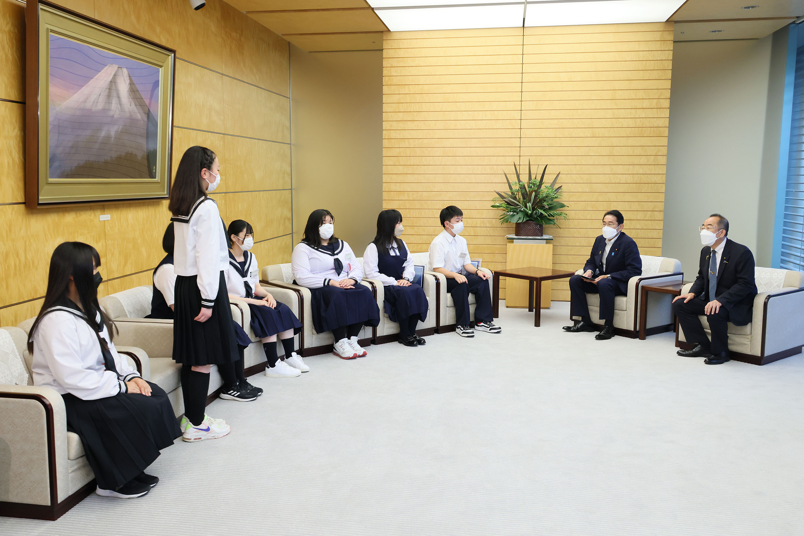Photograph of the Prime Minister receiving a courtesy call (3)