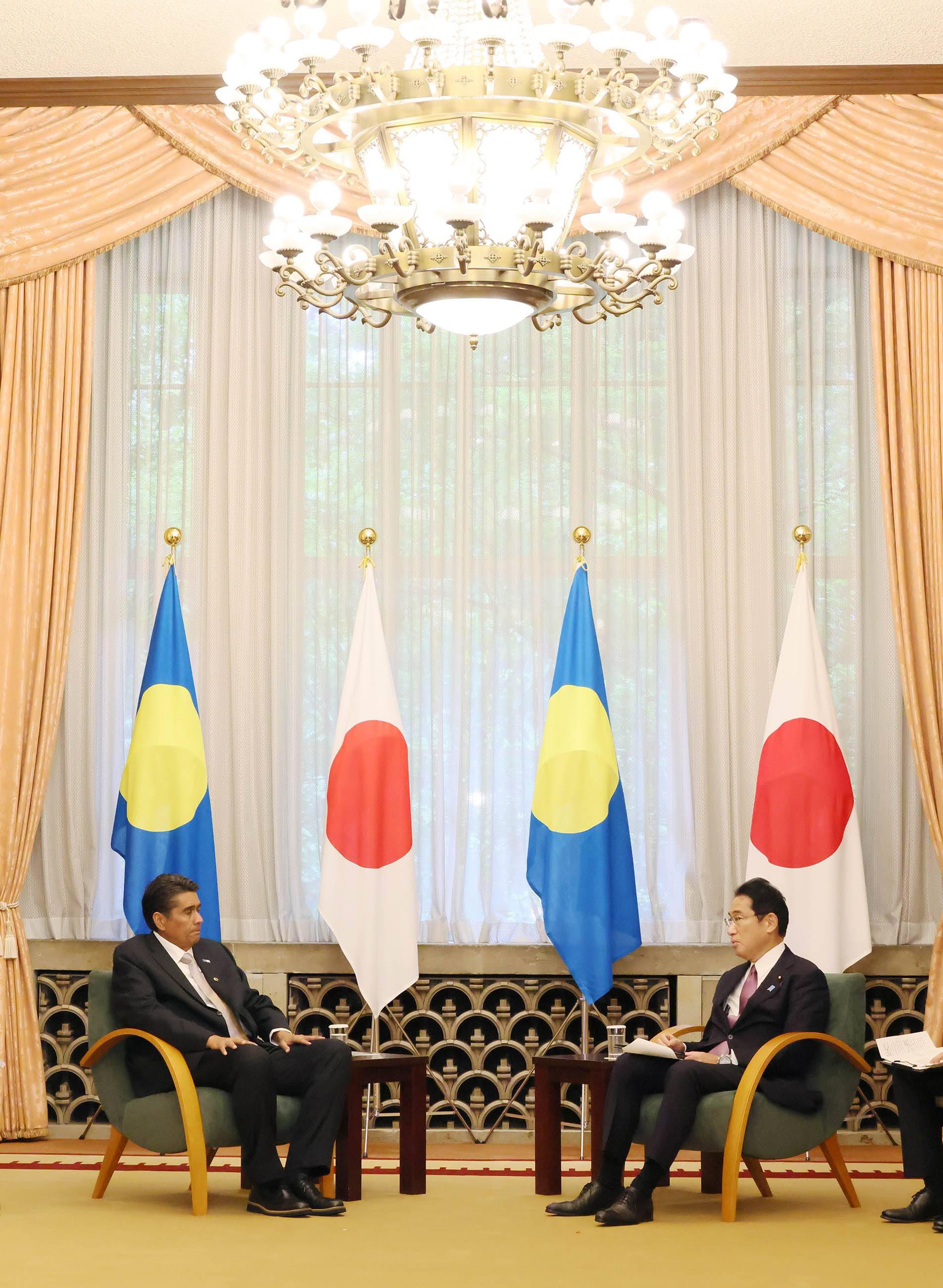 Photograph of the Japan-Palau Summit Meeting (3)