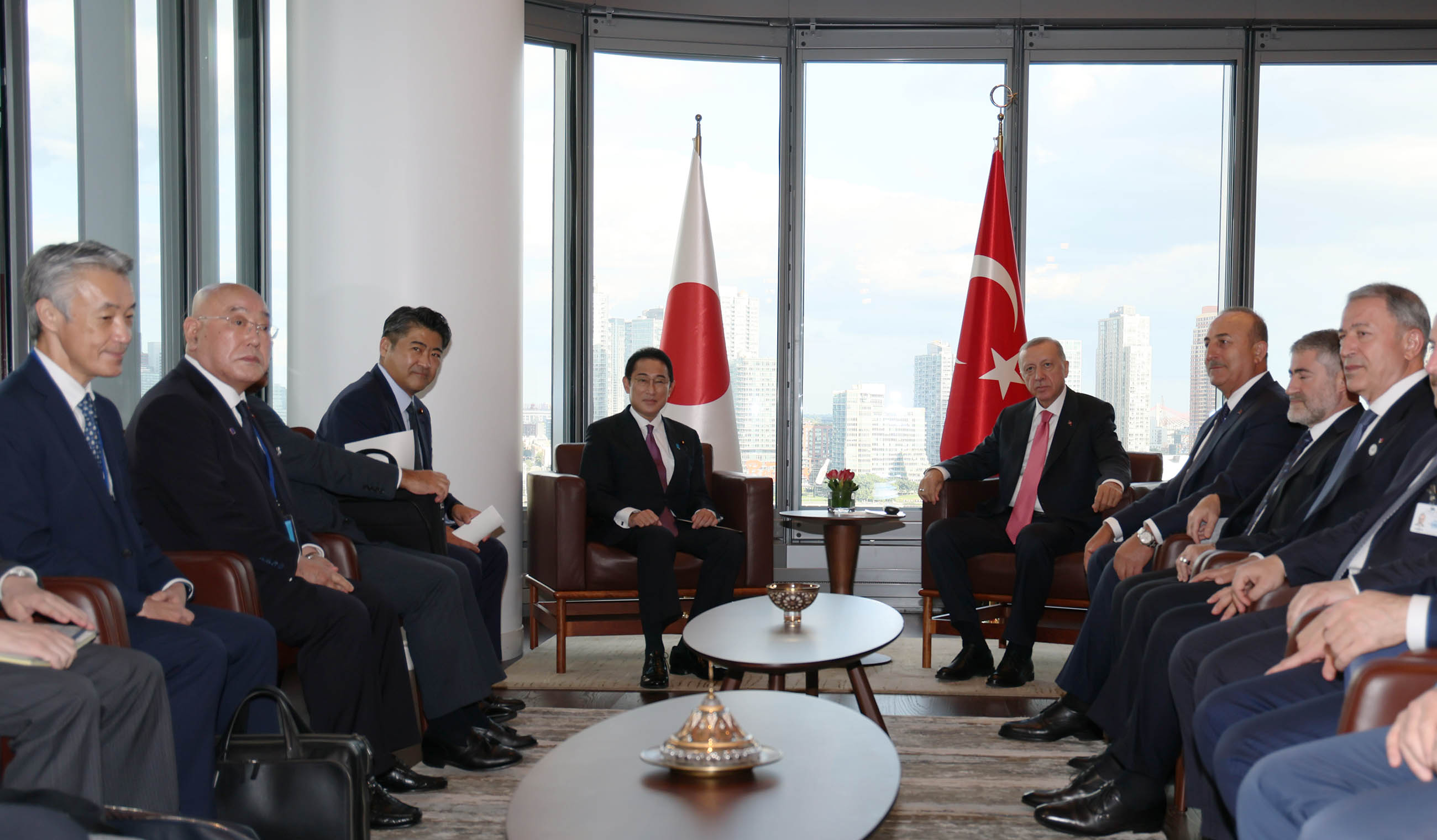 Photograph of Japan-Turkey Summit Meeting (3)