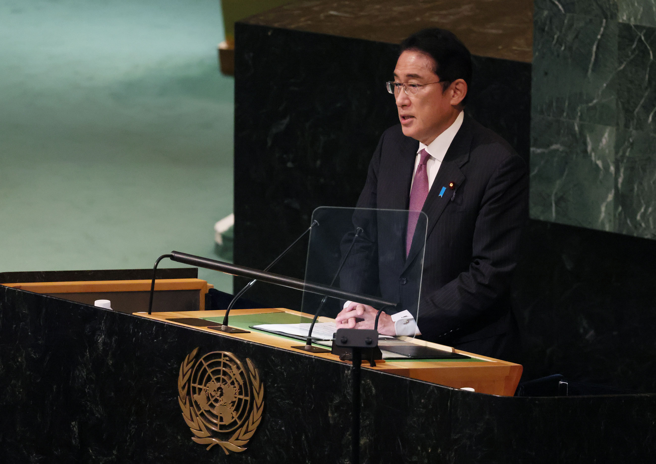 Photograph of the Prime Minister delivering an address at the United Nations General Assembly (2)