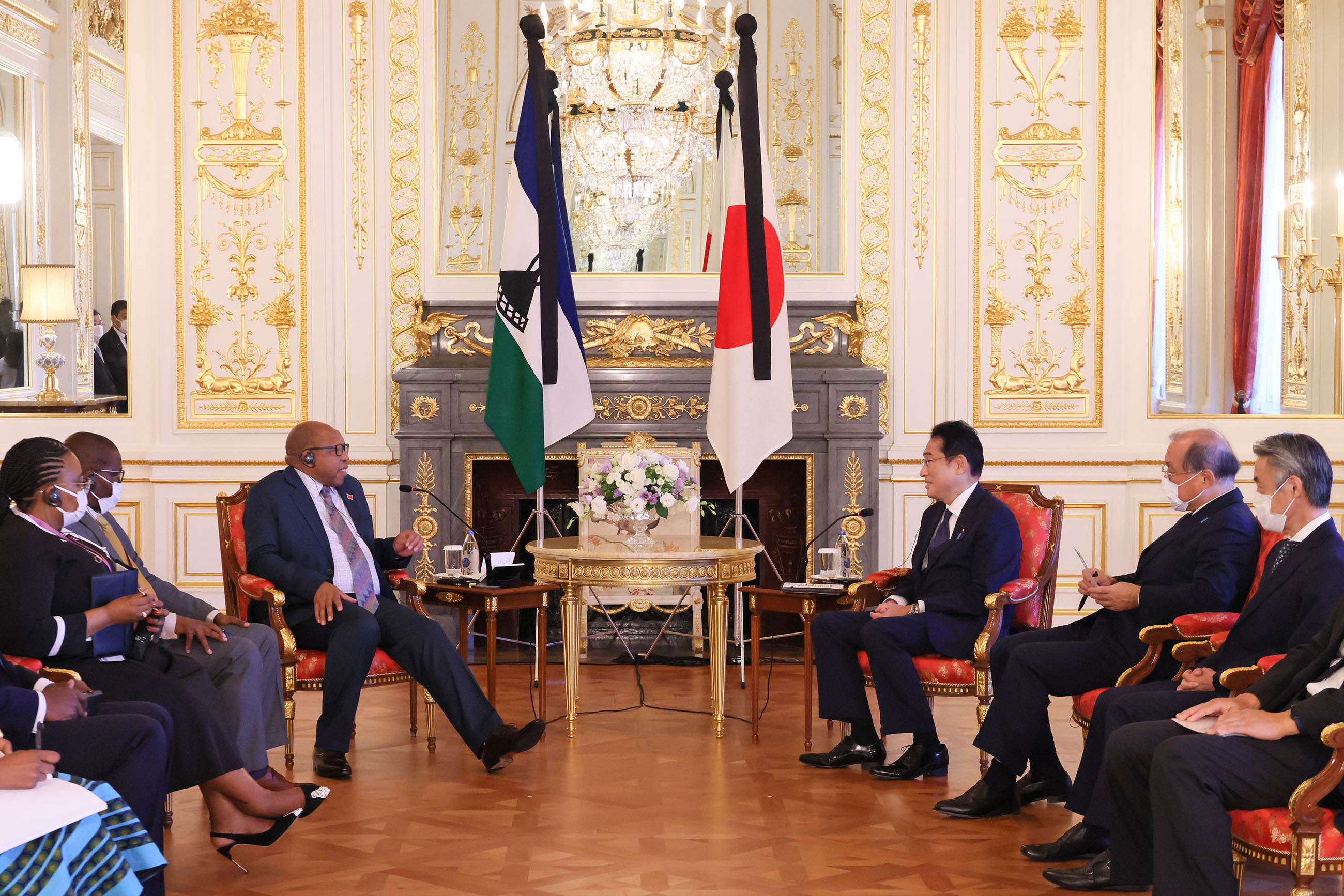 Photograph of Japan-Lesotho Summit Meeting (2)