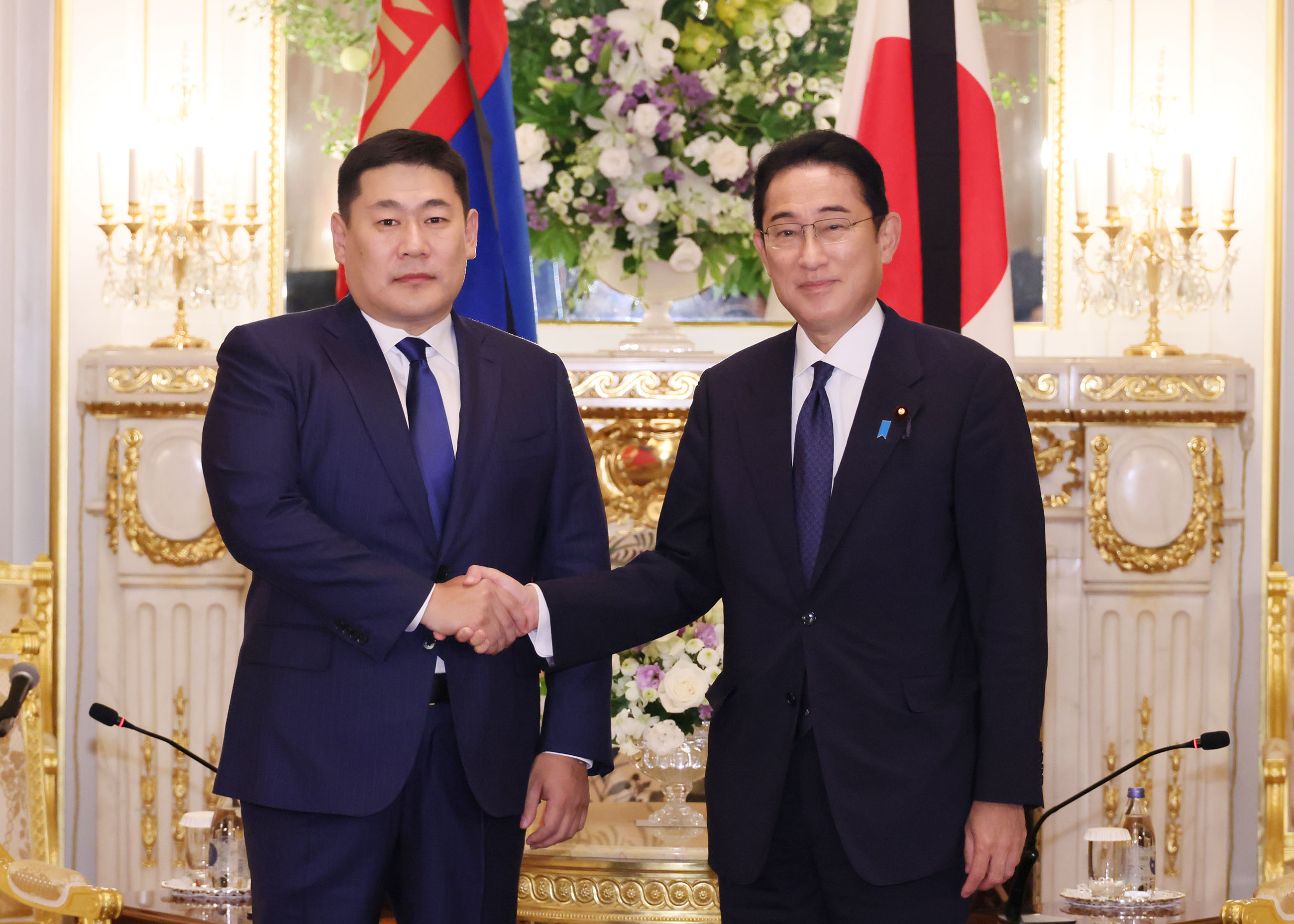 Photograph of Japan-Mongolia Summit Meeting (1)