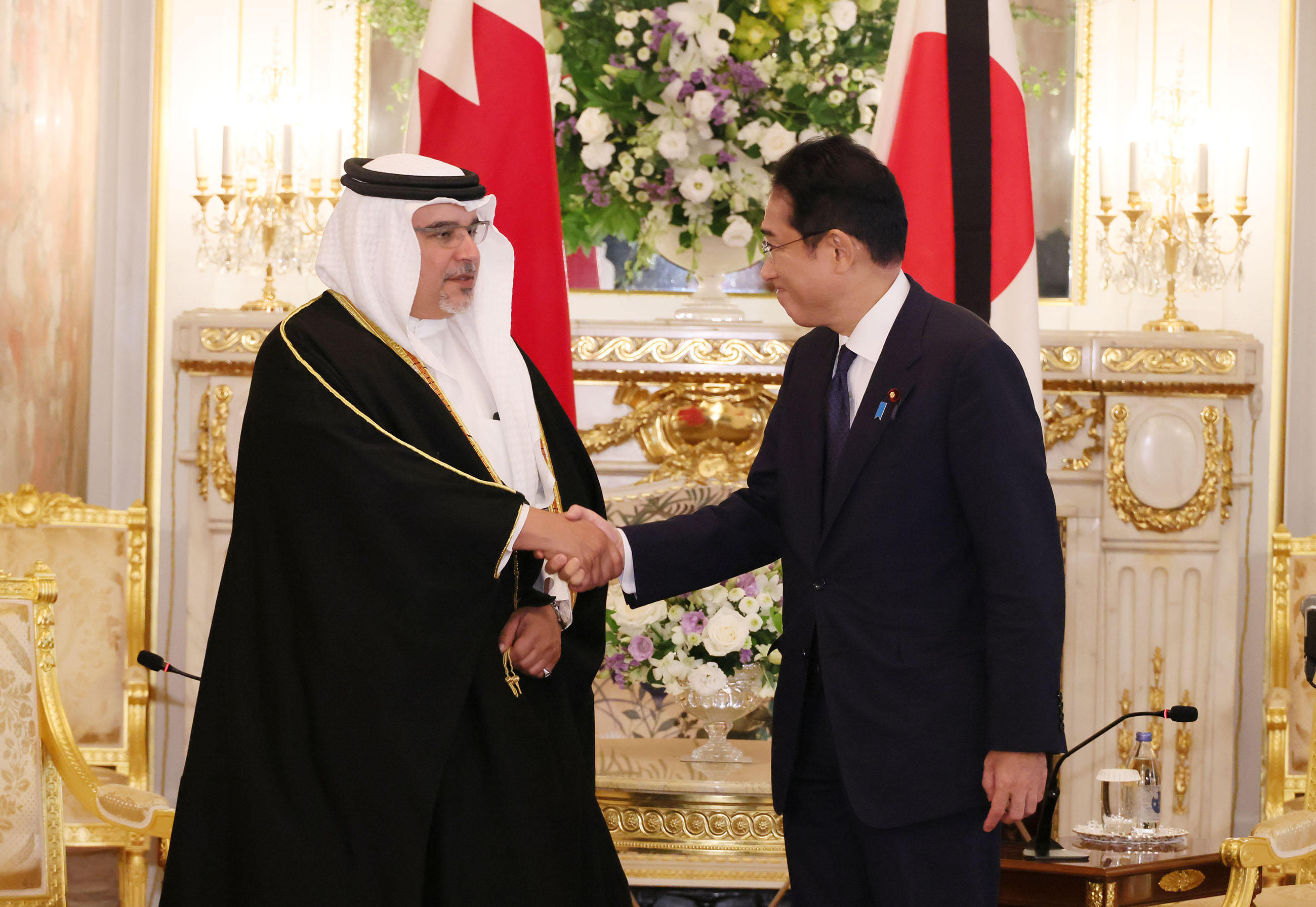 Photograph of Japan-Bahrain Summit Meeting (1)
