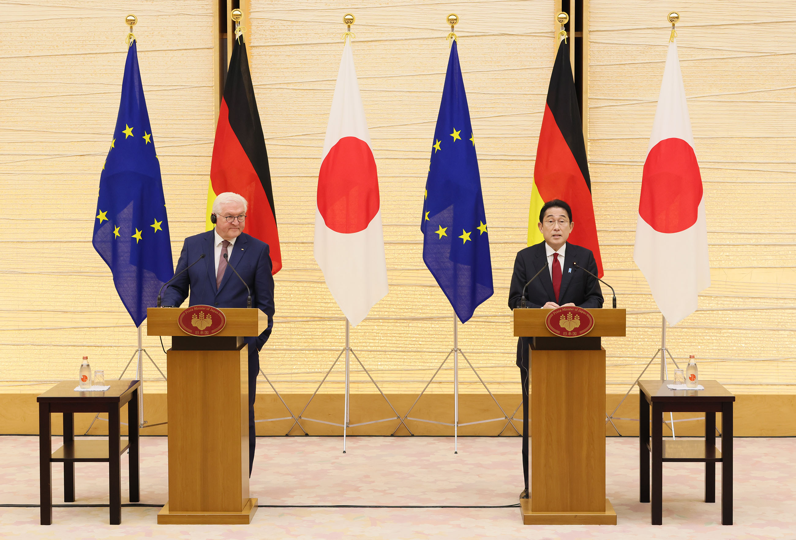 Photograph of the Japan-Germany joint press conference (1)