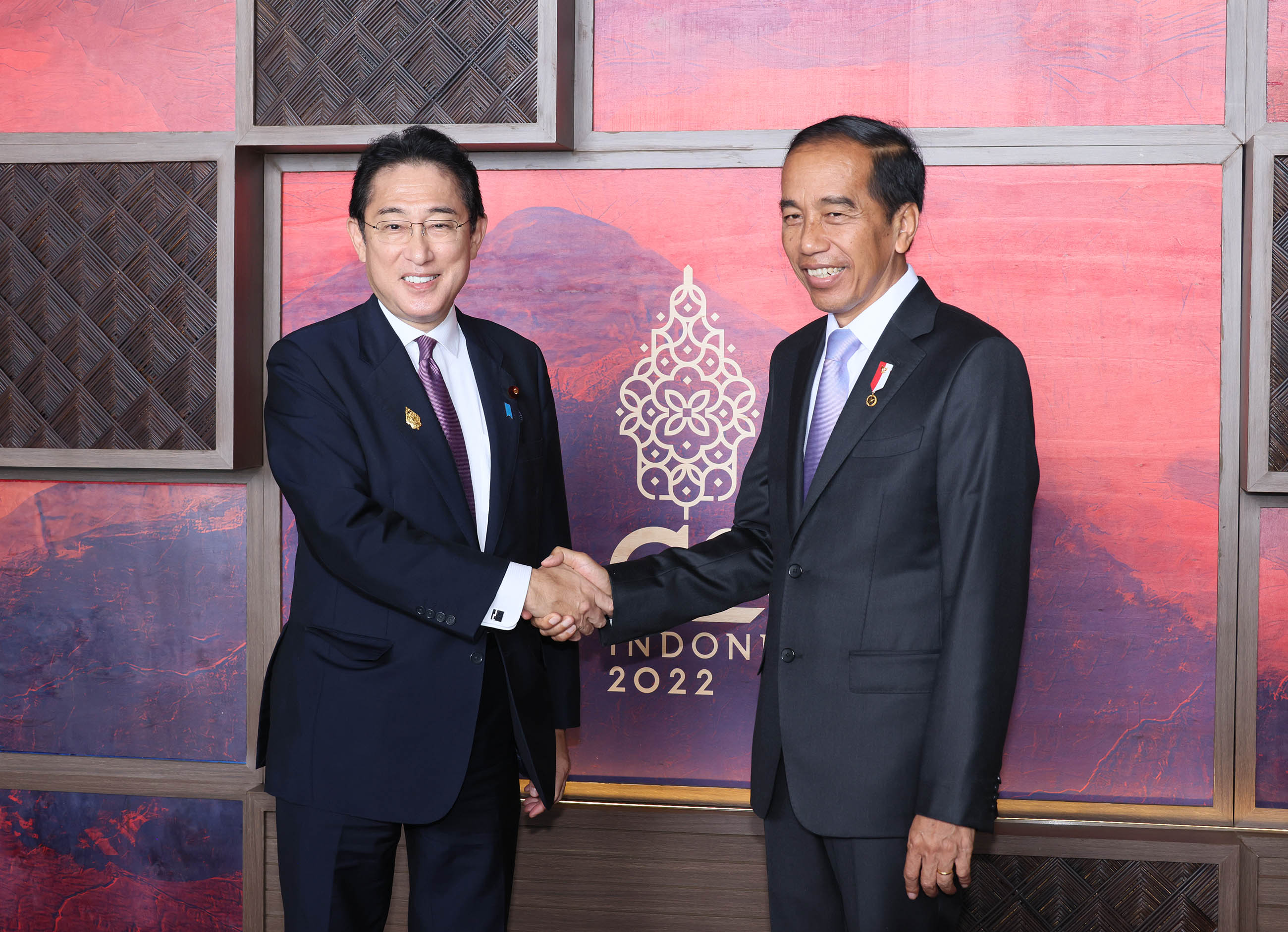 Japan-Indonesia Summit Meeting (1)