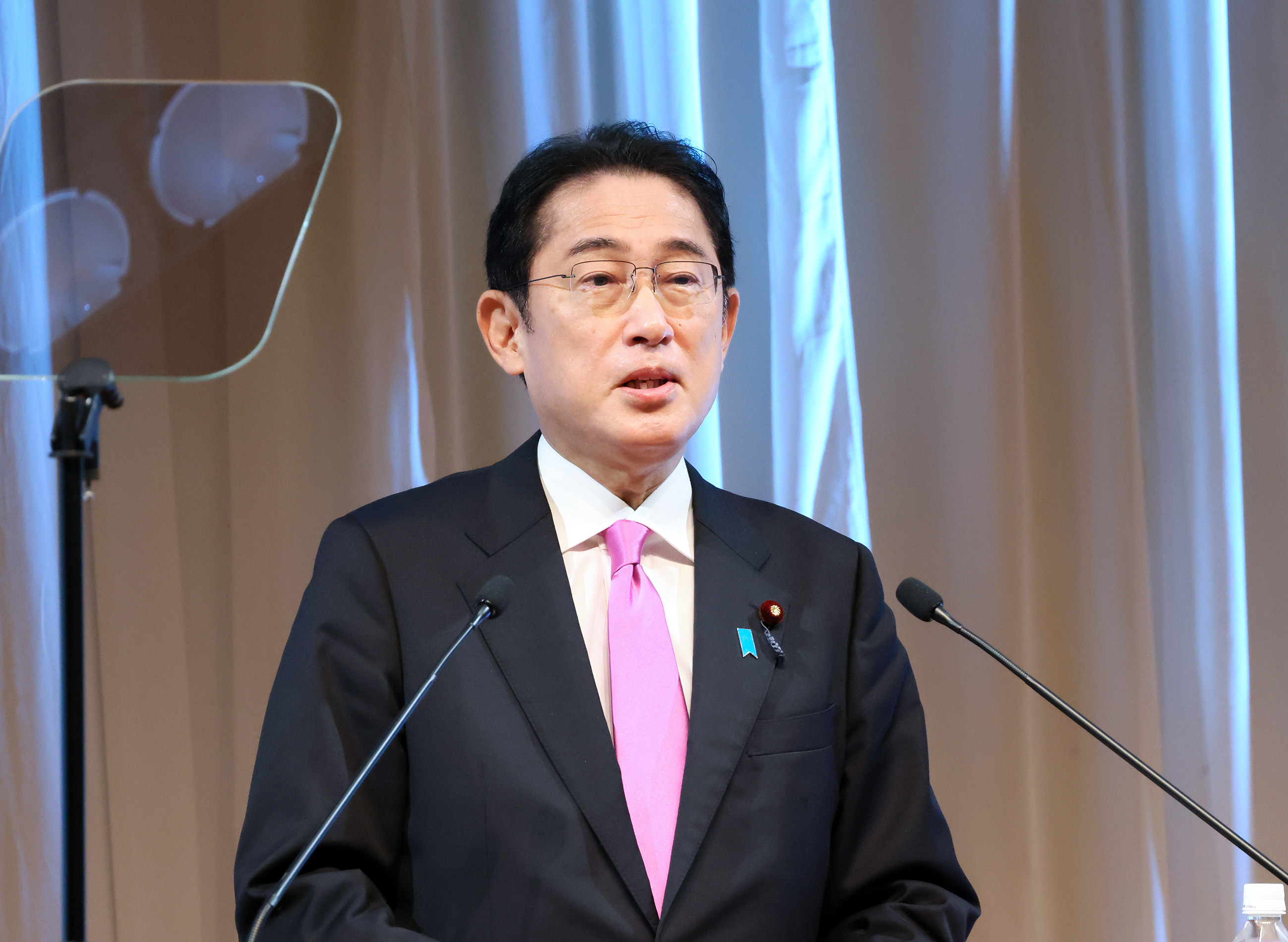 Prime Minister Kishida delivering an opening remarks (2)