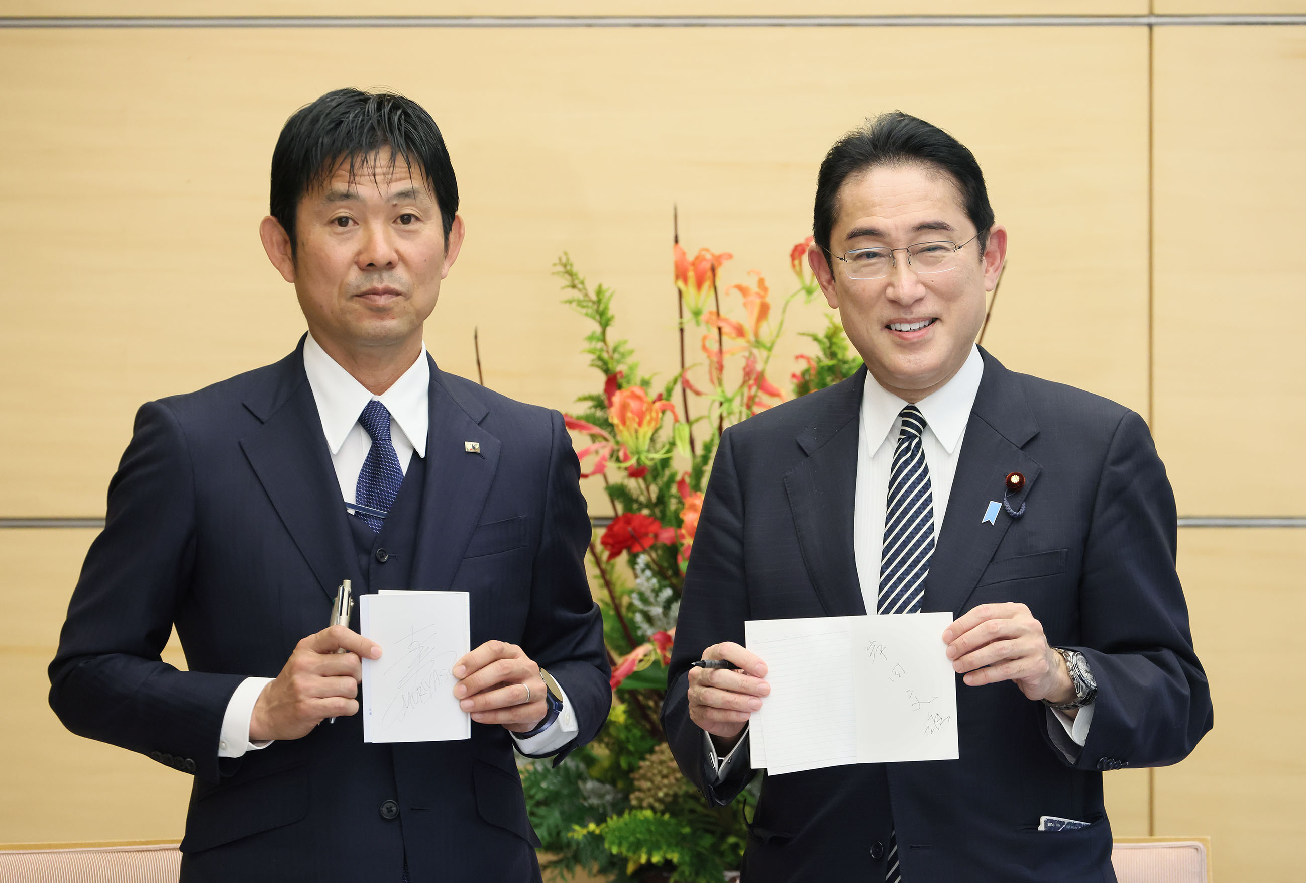 Prime Minister Kishida receiving a courtesy call (8)