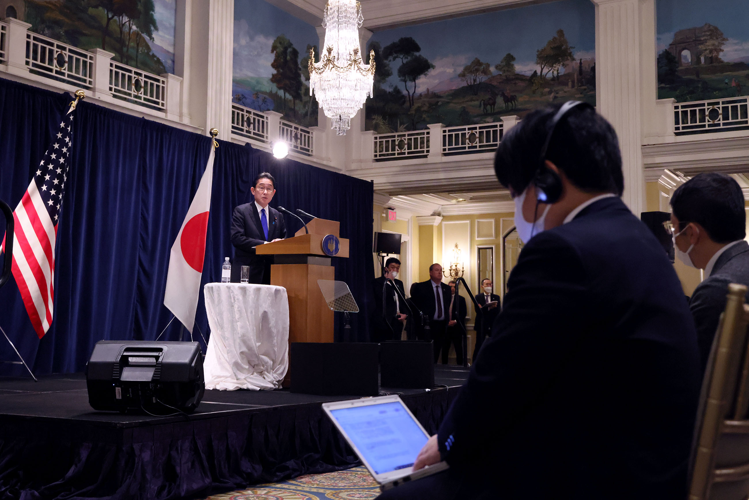 Press Conference by Prime Minister Kishida (4)