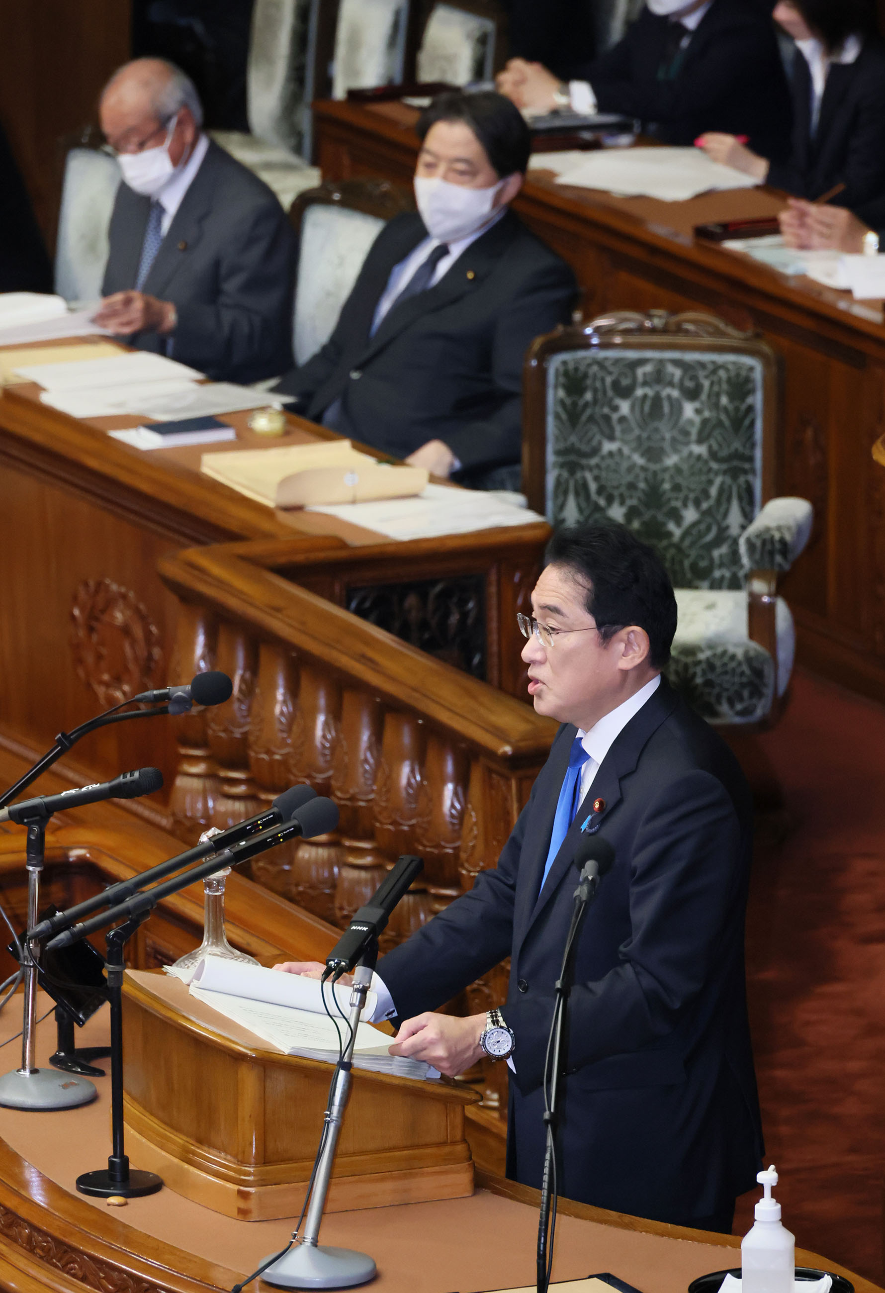 Prime Minister Kishida delivering a policy speech during the plenary session of the House of Representatives (7)