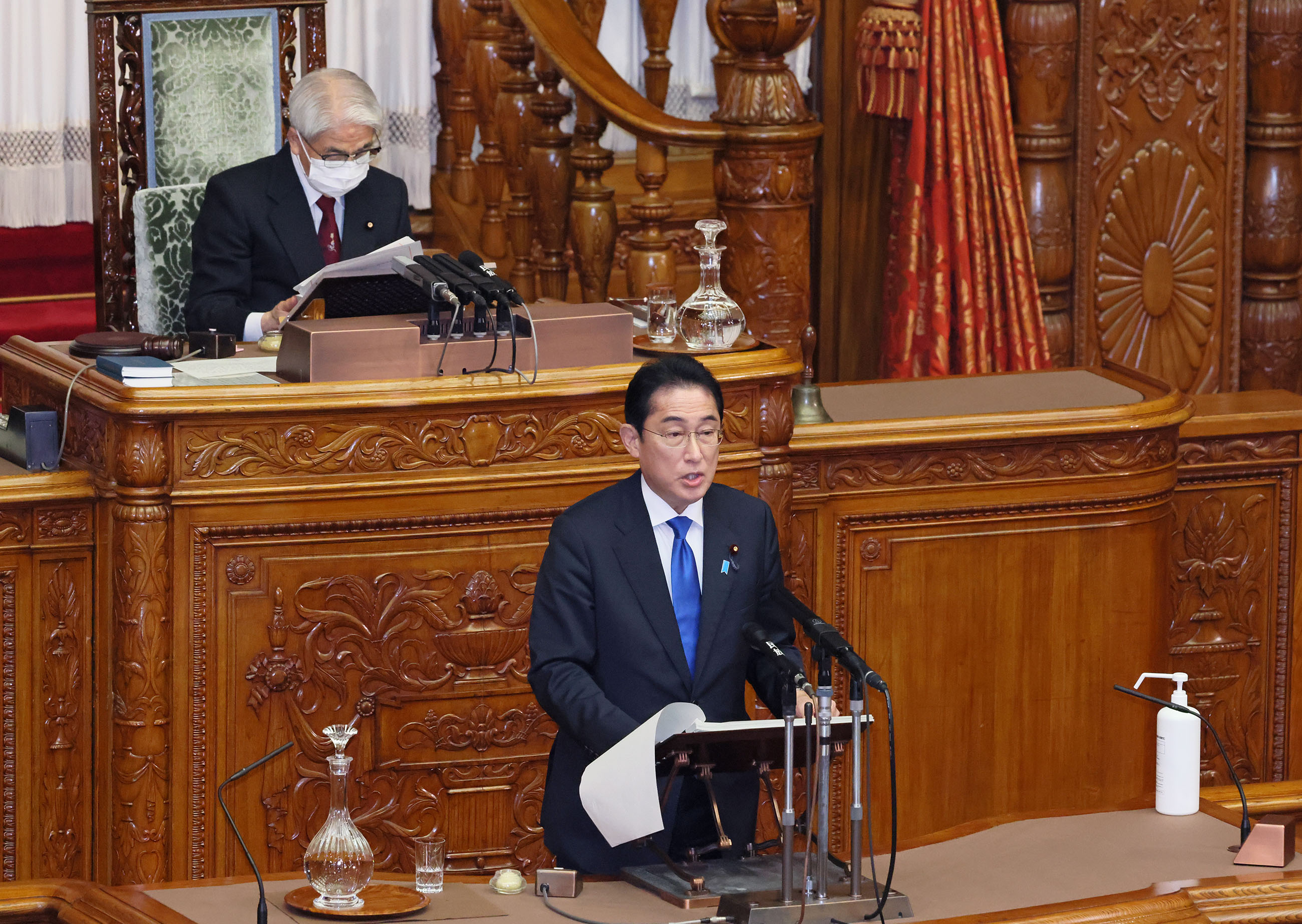 Prime Minister Kishida delivering a policy speech during the plenary session of the House of Councillors (4)