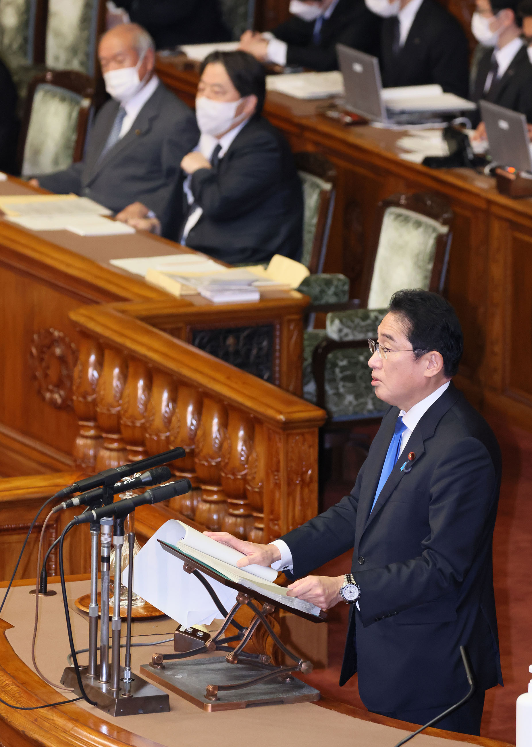 Prime Minister Kishida delivering a policy speech during the plenary session of the House of Councillors (7)