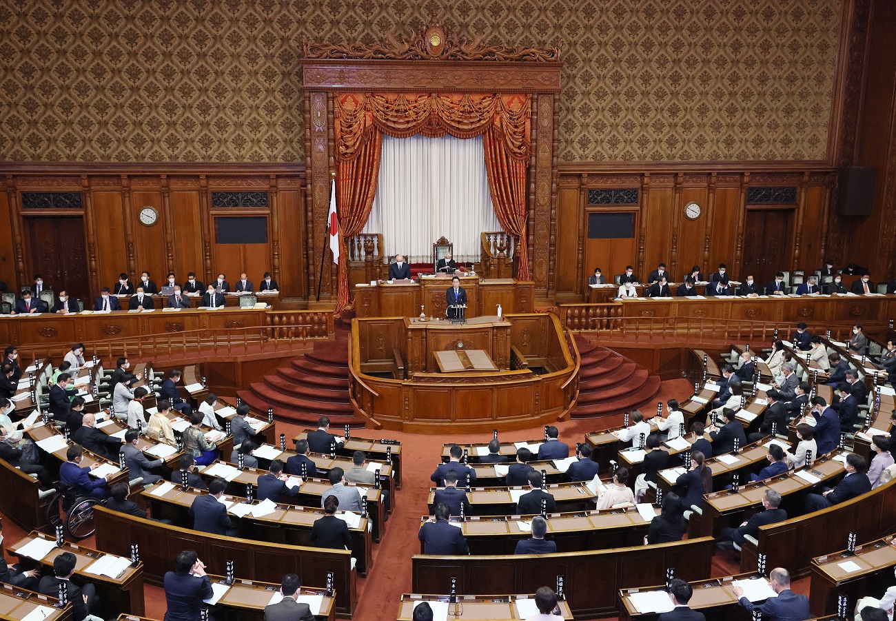 Prime Minister Kishida delivering a policy speech during the plenary session of the House of Councillors (10)