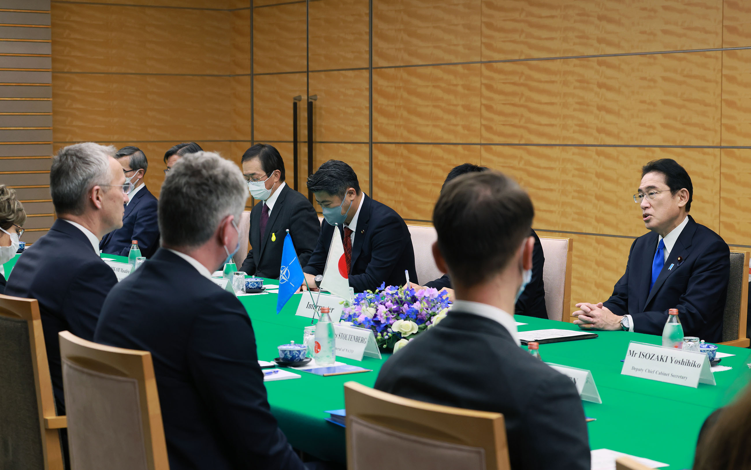 Prime Minister Kishida holding the summit meeting