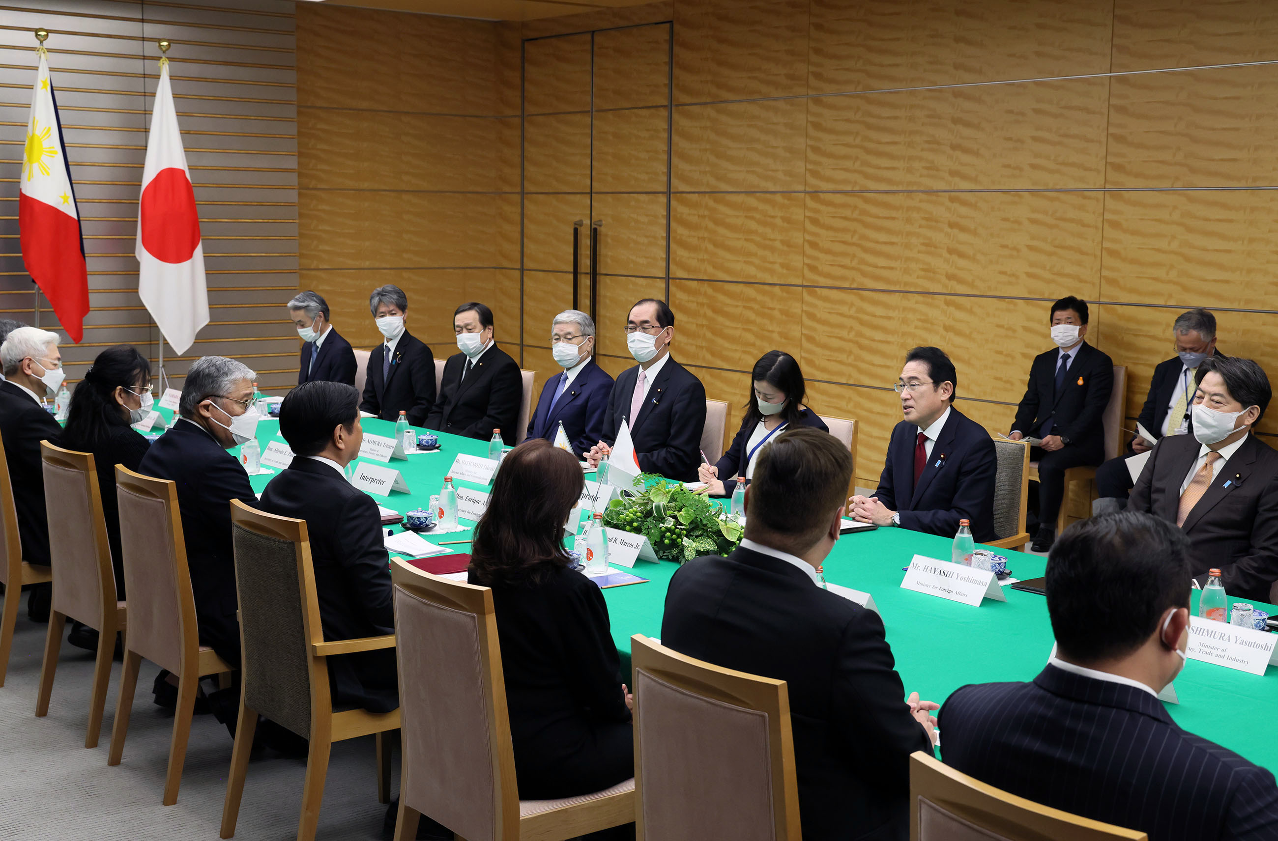 Japan-Philippines summit meeting (4)