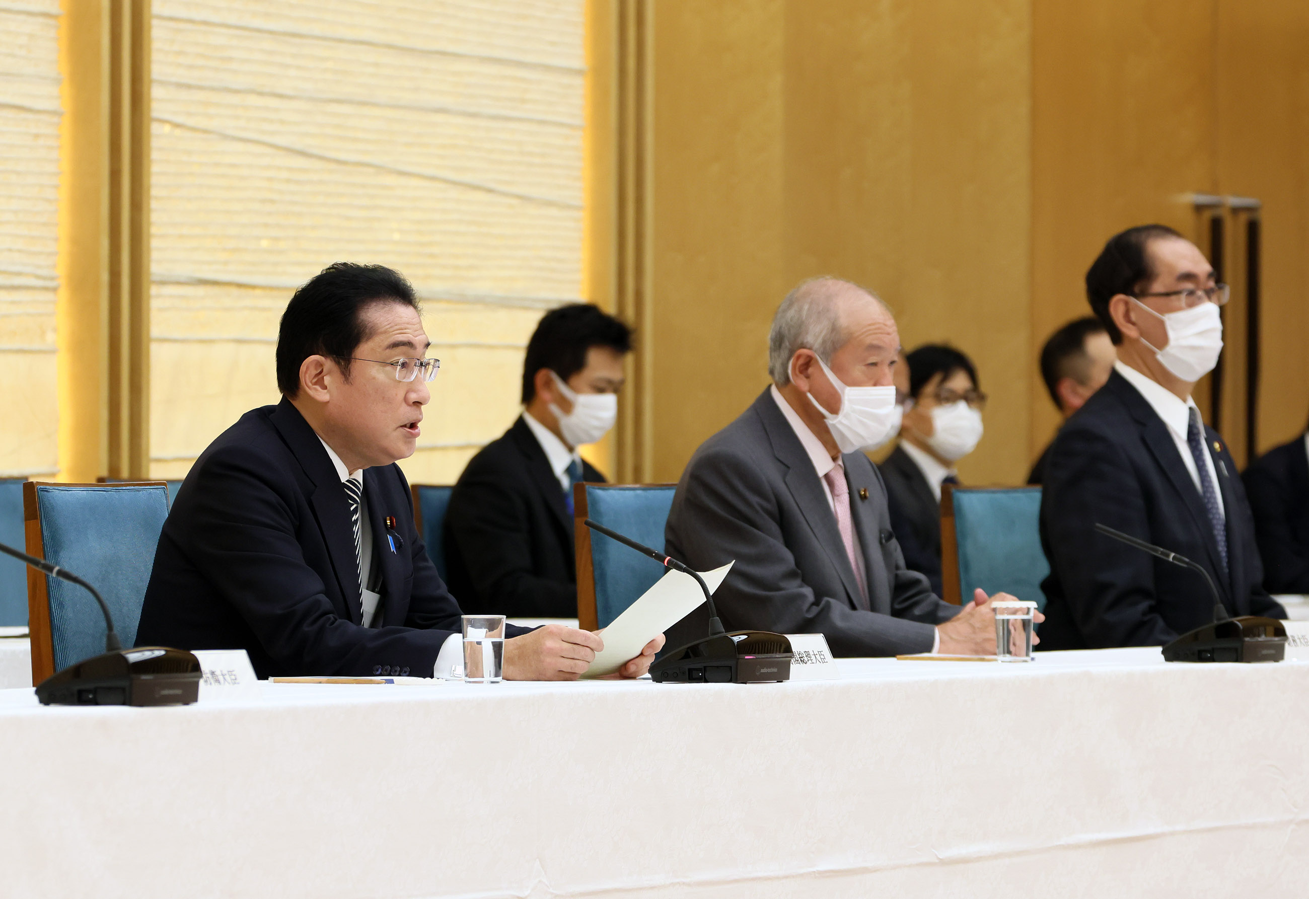 Prime Minister Kishida making a statement (2)
