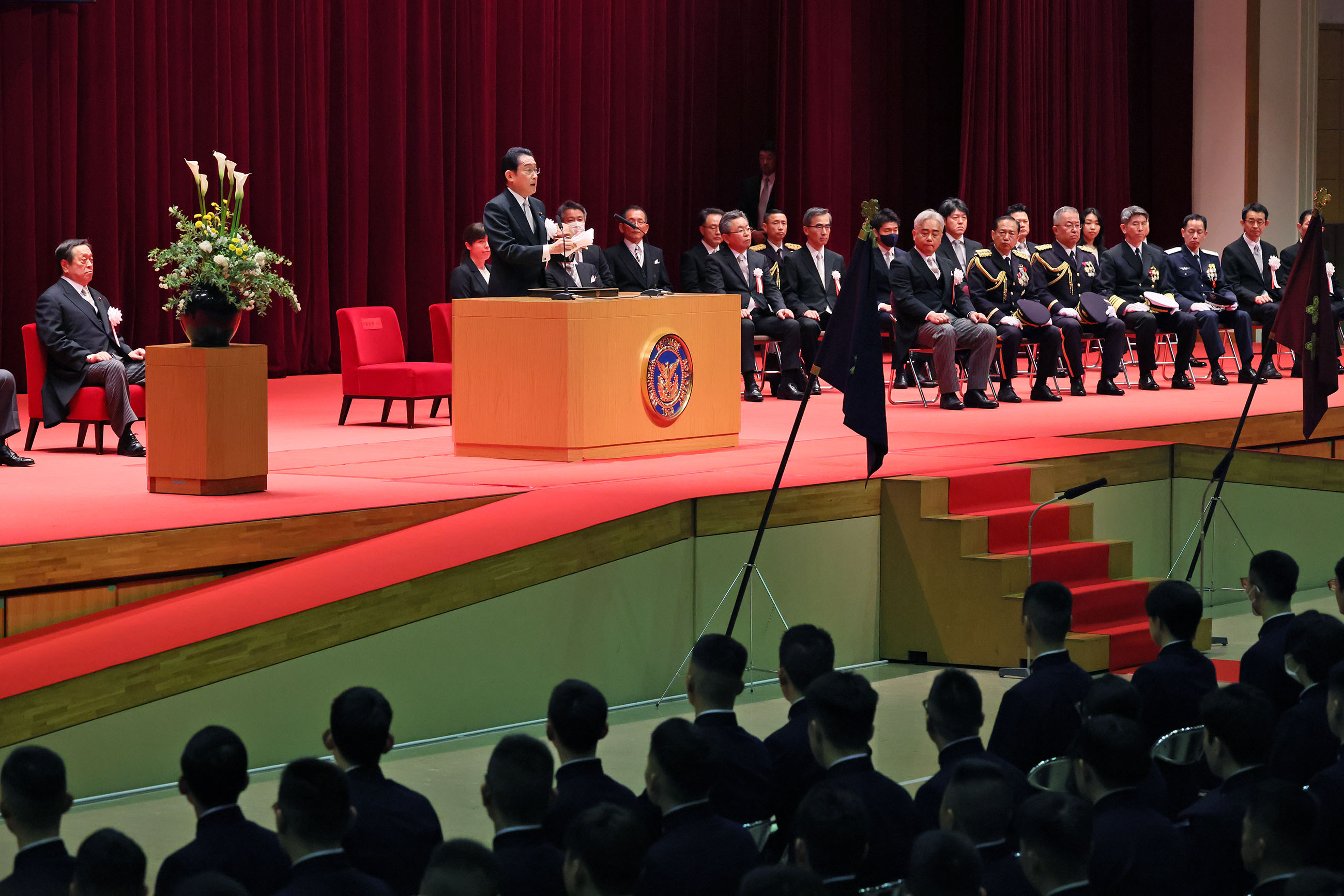 Prime Minister Kishida delivering a commencement address (2)