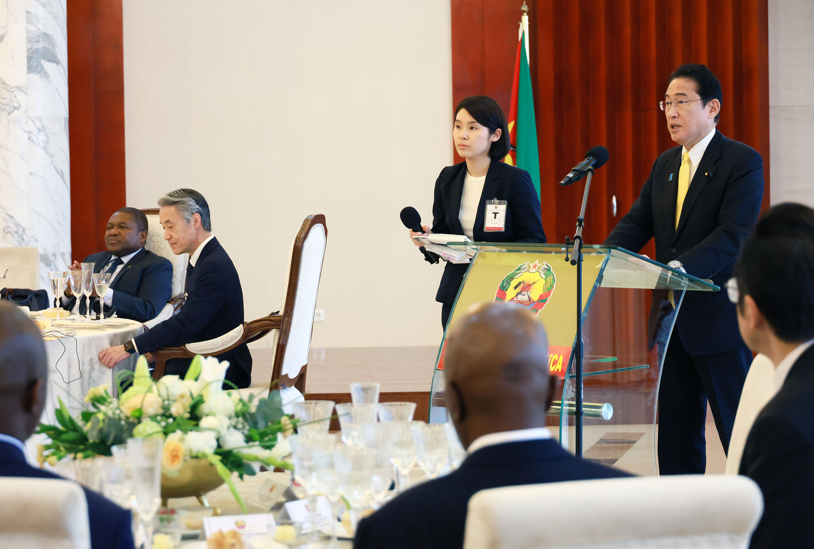 Prime Minister Kishida delivering an address at the working lunch (1)