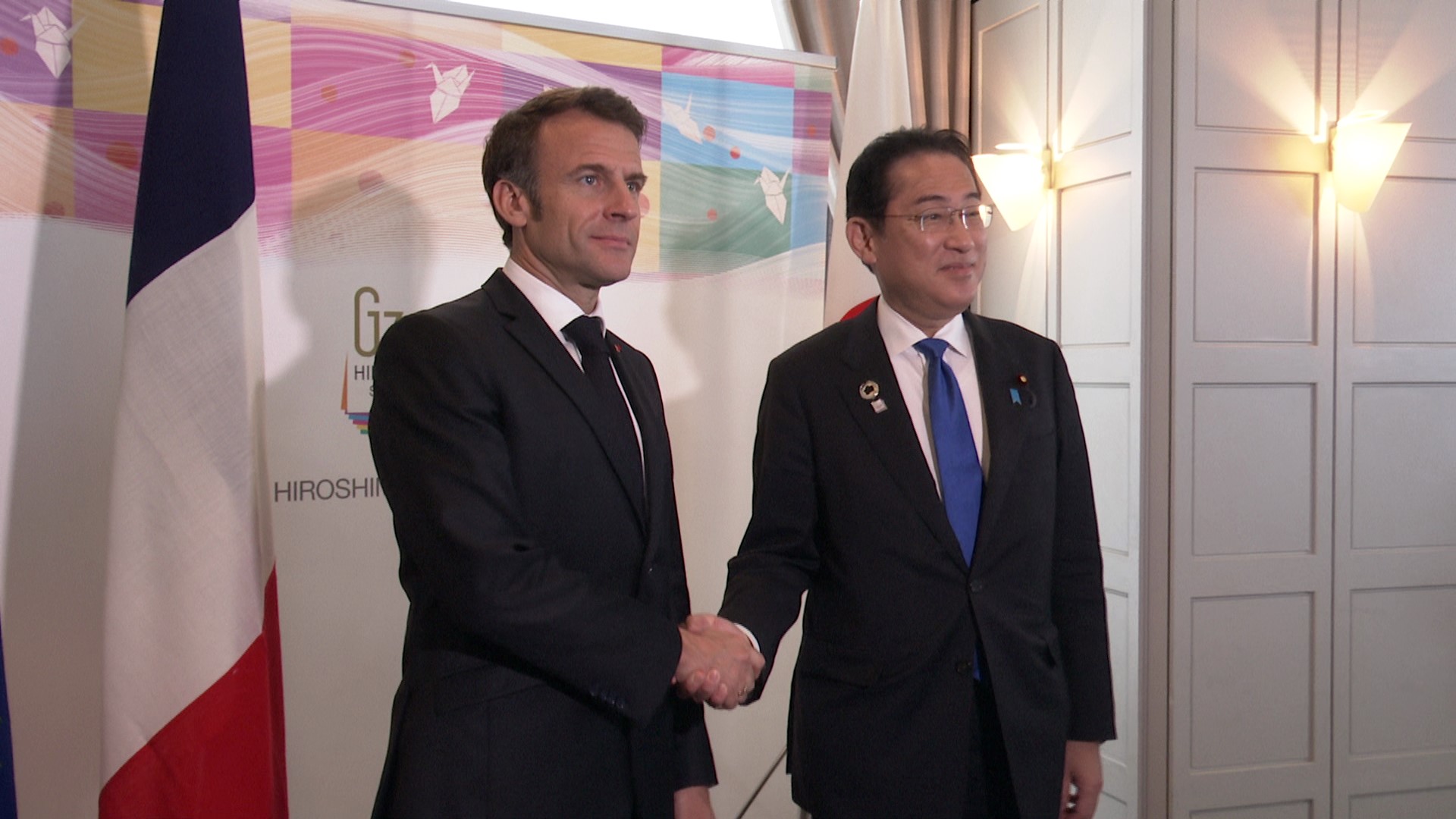 G7 Hiroshima Summit (First Day): Japan-France Summit Meeting