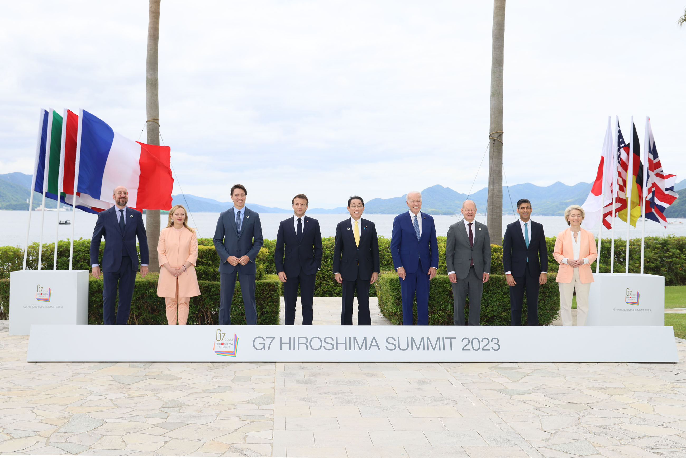 G7 Hiroshima Summit (Second Day): Session 4, Photo Session, Session 5